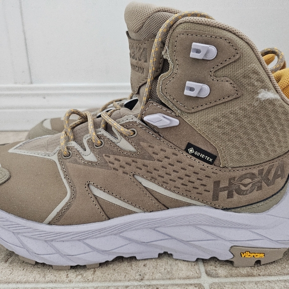BMWT HOKA hiking boots wmm -8 - Picture 1 of 4